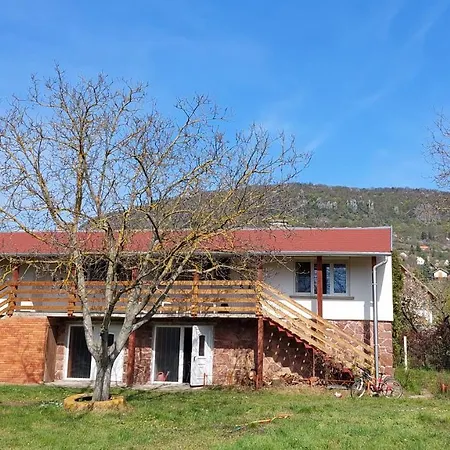 Kikötő * Badacsonytördemic