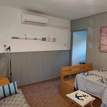 Kikoeto Vendeghaz * Badacsonytordemic