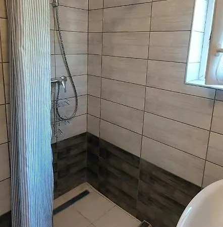 Apartamento Kikötő Badacsonytördemic