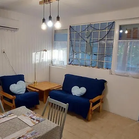 Kikoeto Vendeghaz Apartment