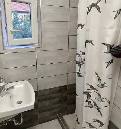 Kikoeto Vendeghaz Apartment *