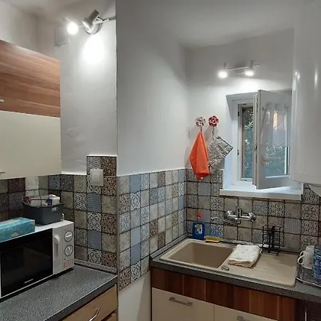 Kikötő * Badacsonytördemic