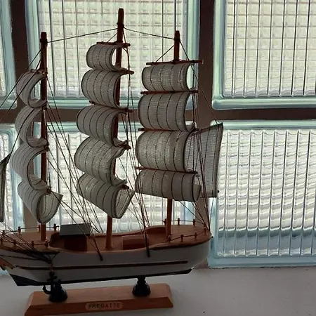 Kikoeto Vendeghaz * Badacsonytordemic