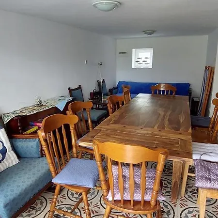 Kikötő Badacsonytördemic