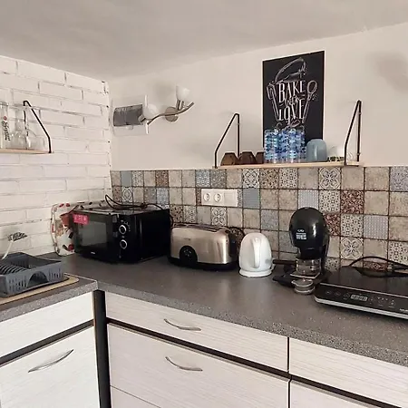 Kikoeto Vendeghaz Apartament Badacsonytördemic