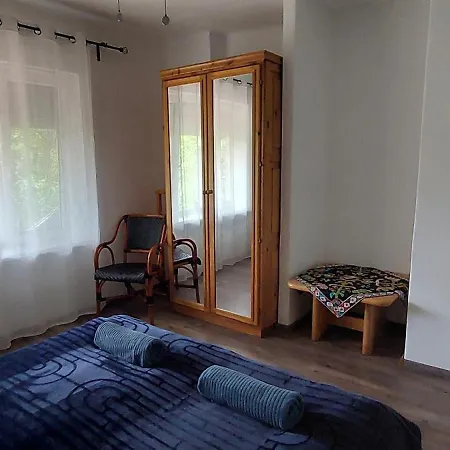 Kikoeto Vendeghaz * Badacsonytordemic