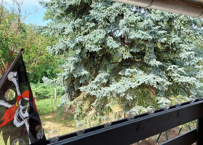 Kikoeto Vendeghaz דירה