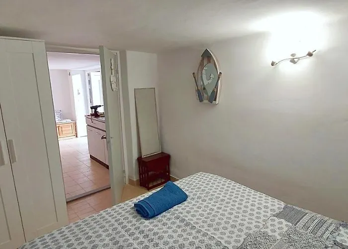 Kikoeto Vendeghaz * Badacsonytördemic