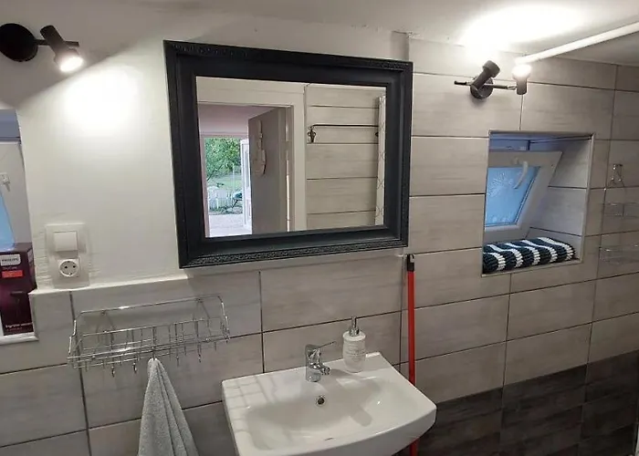 Kikoeto Vendeghaz * Badacsonytördemic