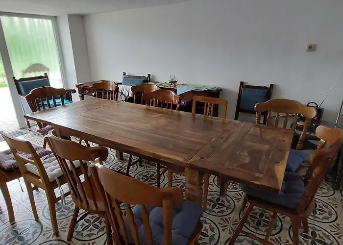 Apartament Kikoeto Vendeghaz