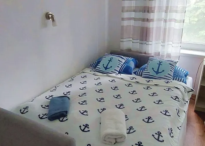 Kikötő *